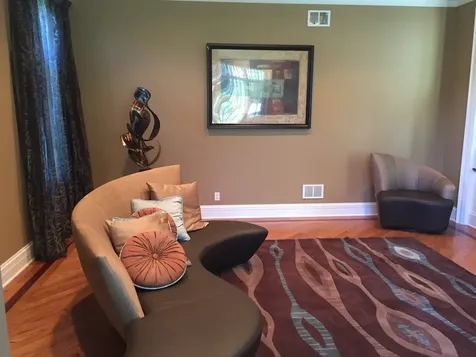 1801 Chapel Court Northbrook IL 60062