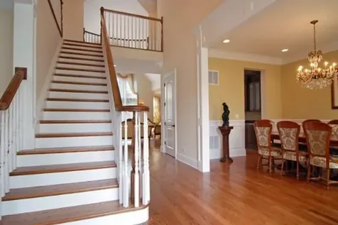 1801 Chapel Court Northbrook IL 60062