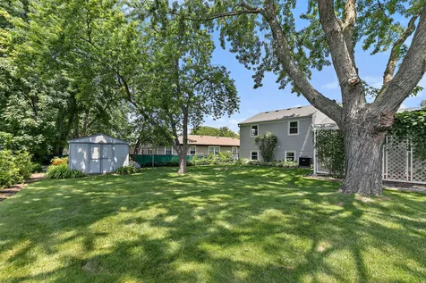34 Paxton Lane Schaumburg IL 60194