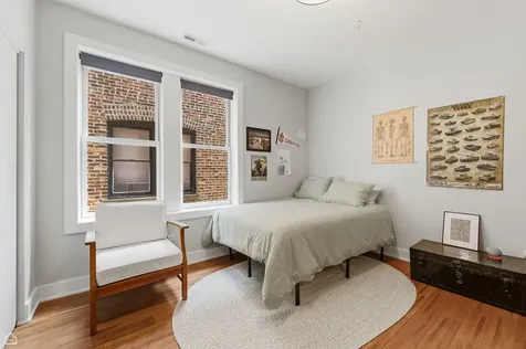 1215 East Madison Park Avenue Chicago IL 60615