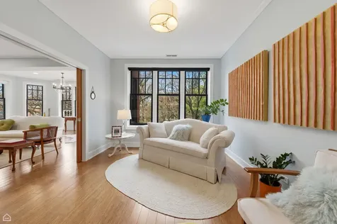 1215 East Madison Park Avenue Chicago IL 60615