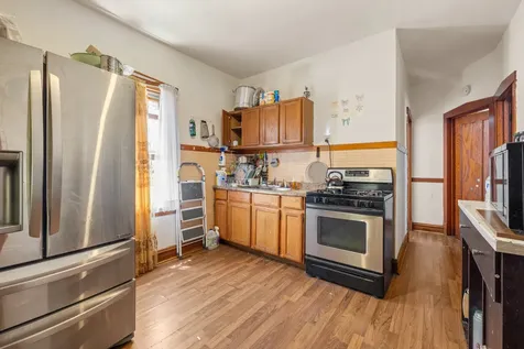 3031 North Davlin Court Chicago IL 60618