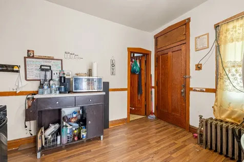 3031 North Davlin Court Chicago IL 60618