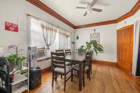 3031 North Davlin Court Chicago IL 60618