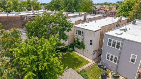 3031 North Davlin Court Chicago IL 60618