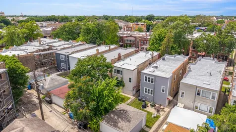 3031 North Davlin Court Chicago IL 60618