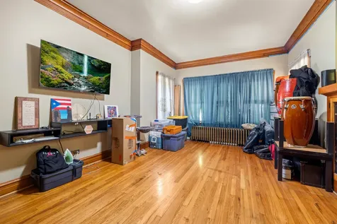 3031 North Davlin Court Chicago IL 60618