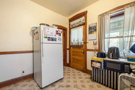 3031 North Davlin Court Chicago IL 60618