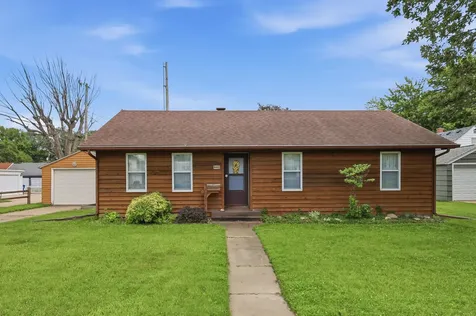 1116 53RD Street Moline IL 61265
