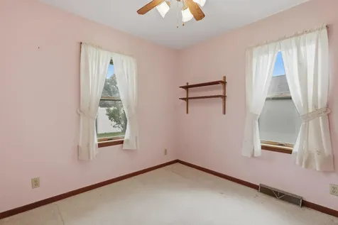 1116 53RD Street Moline IL 61265