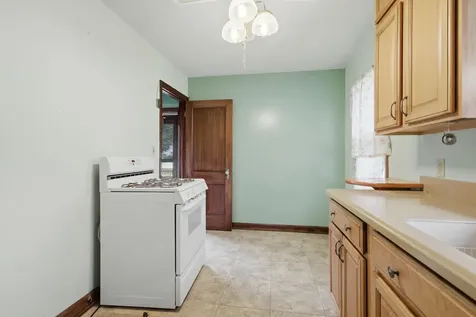 1116 53RD Street Moline IL 61265