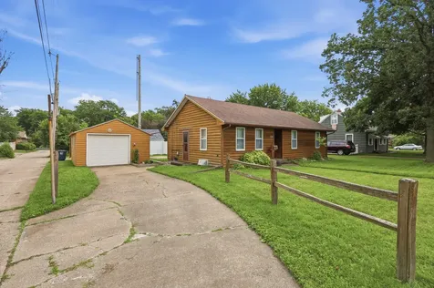 1116 53RD Street Moline IL 61265