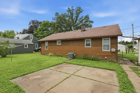 1116 53RD Street Moline IL 61265