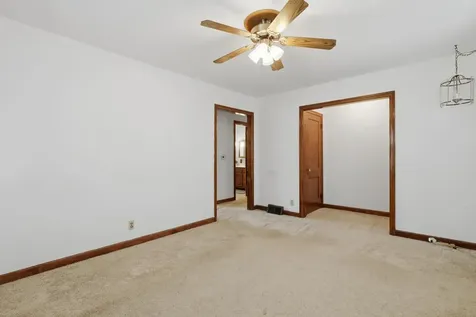 1116 53RD Street Moline IL 61265