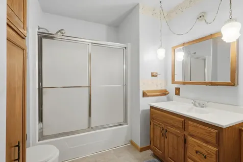 1116 53RD Street Moline IL 61265