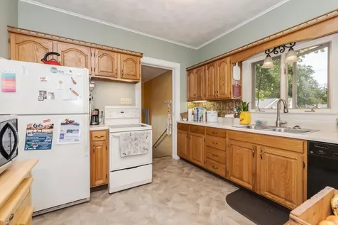 729 West Henry Street Pontiac IL 61764