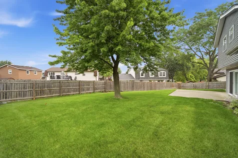 1596 Texas Street Elk Grove Village IL 60007