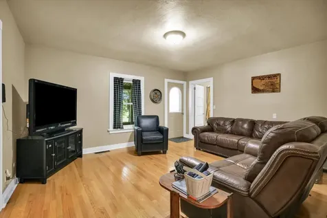 675 East 1950 North Road Monticello IL 61856
