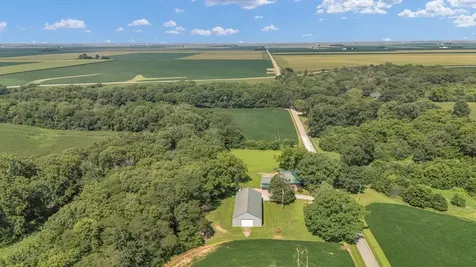 675 East 1950 North Road Monticello IL 61856