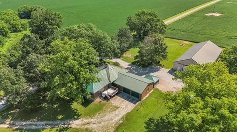675 East 1950 North Road Monticello IL 61856