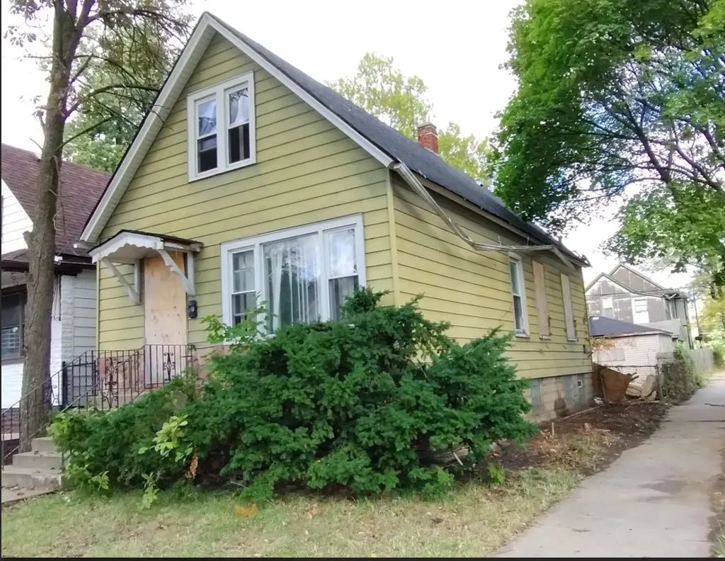 500 West 103rd Place Chicago IL 60628
