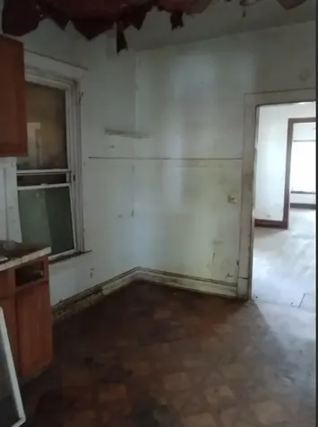 500 West 103rd Place Chicago IL 60628