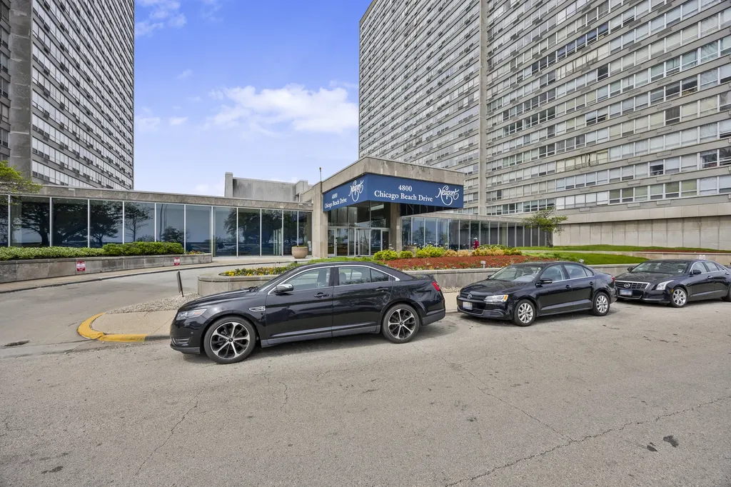 4800 South Chicago Beach Drive Chicago IL 60615