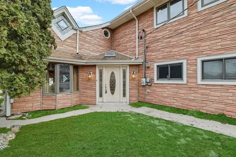 6N263 River Drive St. Charles IL 60174