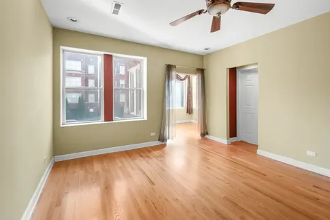 6742 South Clyde Avenue Chicago IL 60649