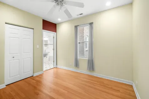 6742 South Clyde Avenue Chicago IL 60649