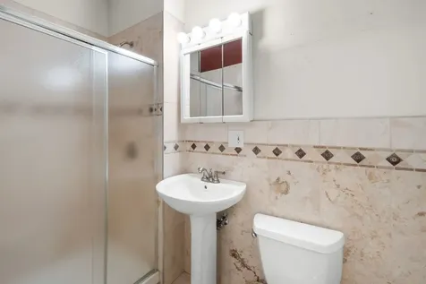 6742 South Clyde Avenue Chicago IL 60649
