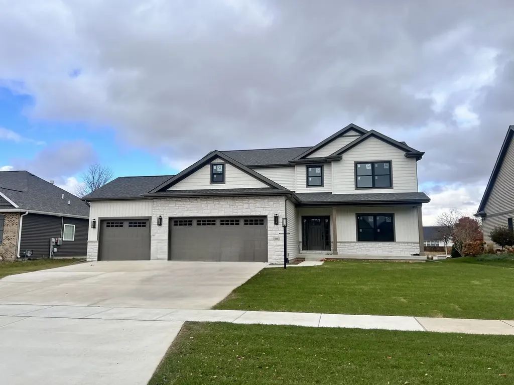 5006 Chestnut Grove Drive Champaign IL 61822