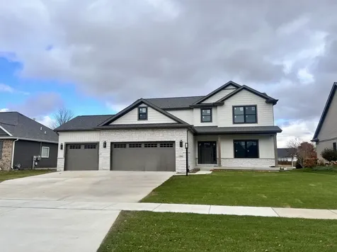 5006 Chestnut Grove Drive Champaign IL 61822
