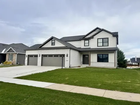 5006 Chestnut Grove Drive Champaign IL 61822