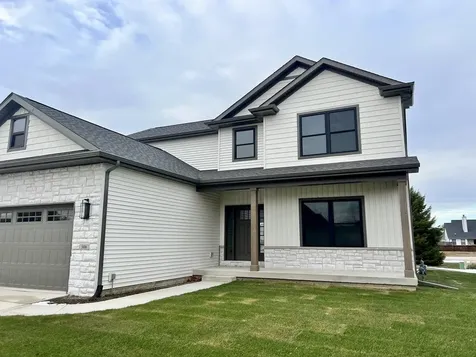 5006 Chestnut Grove Drive Champaign IL 61822