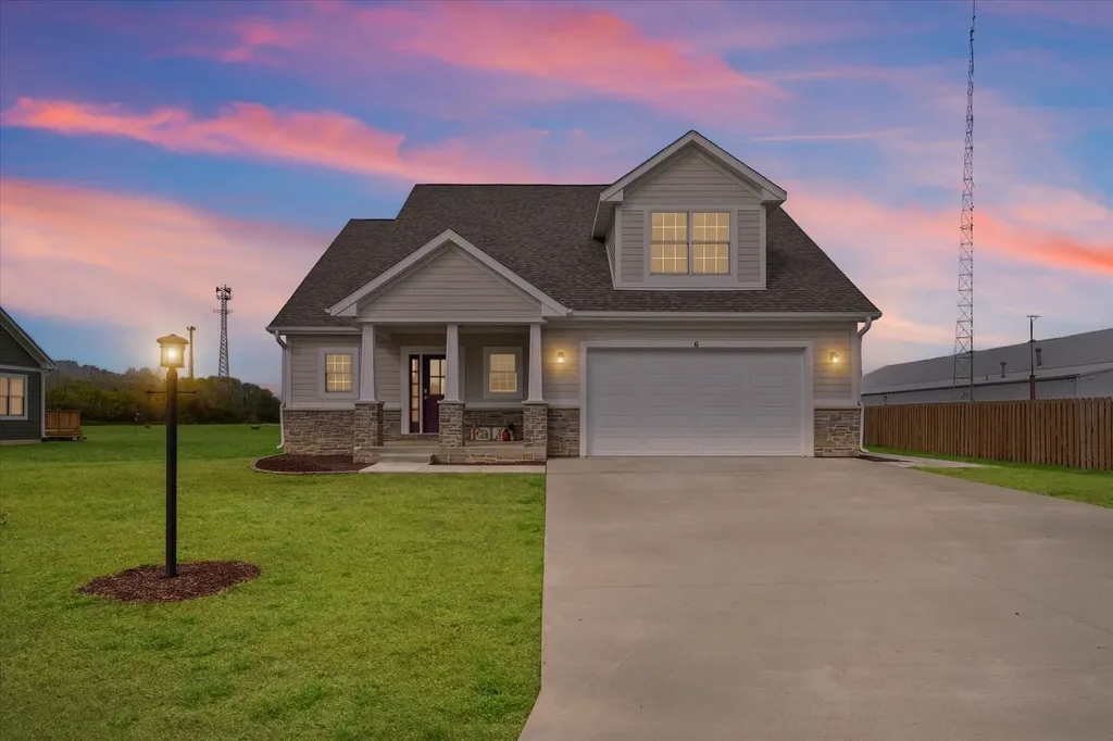 6 Foxtrot Lane Monticello IL 61856