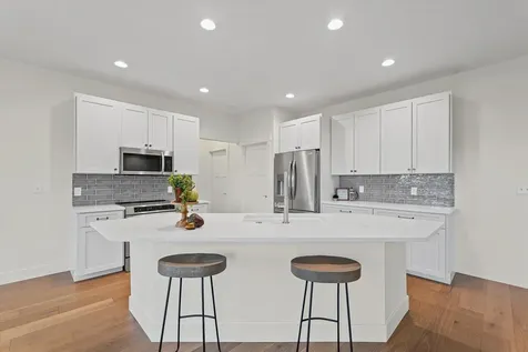 6 Foxtrot Lane Monticello IL 61856