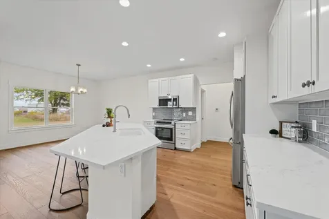6 Foxtrot Lane Monticello IL 61856