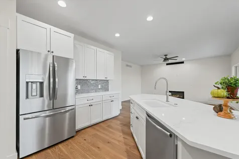 6 Foxtrot Lane Monticello IL 61856