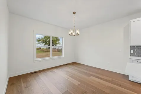 6 Foxtrot Lane Monticello IL 61856