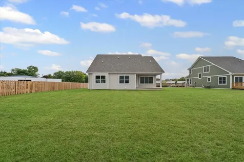6 Foxtrot Lane Monticello IL 61856