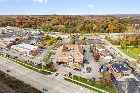 912 Northwest Highway Fox River Grove IL 60021