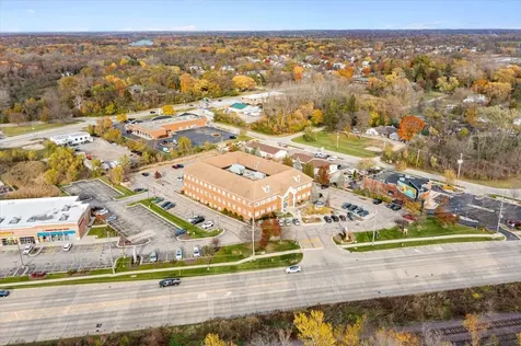 912 Northwest Highway Fox River Grove IL 60021