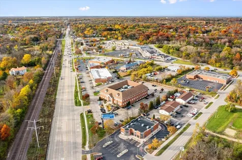912 Northwest Highway Fox River Grove IL 60021