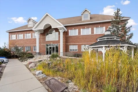 912 Northwest Highway Fox River Grove IL 60021