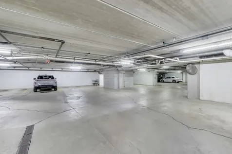 10 East Burlington Street Riverside IL 60546