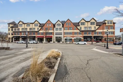10 East Burlington Street Riverside IL 60546