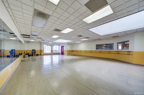 1933 Ridge Road Homewood IL 60430