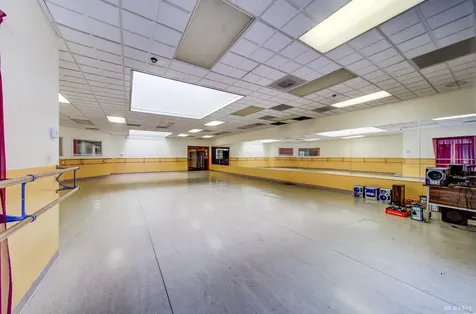 1933 Ridge Road Homewood IL 60430