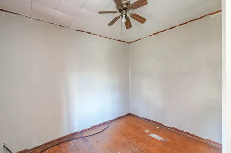 2863 Shadow Lawn Momence IL 60954